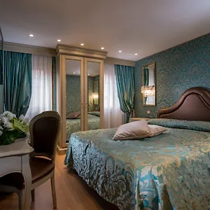 Ca' Marinella 3*, Venezia Italia